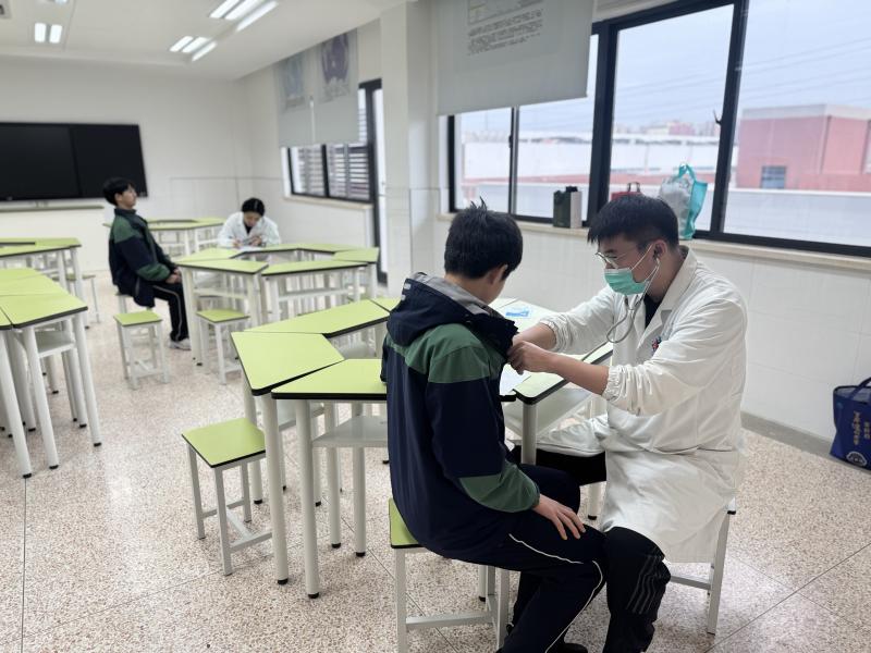 3cdc11b8-3b32-4a19-bc82-67cf99d0e11a.jpg