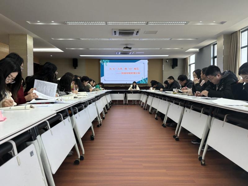 黄晓晓.jpg 黄晓晓.jpg